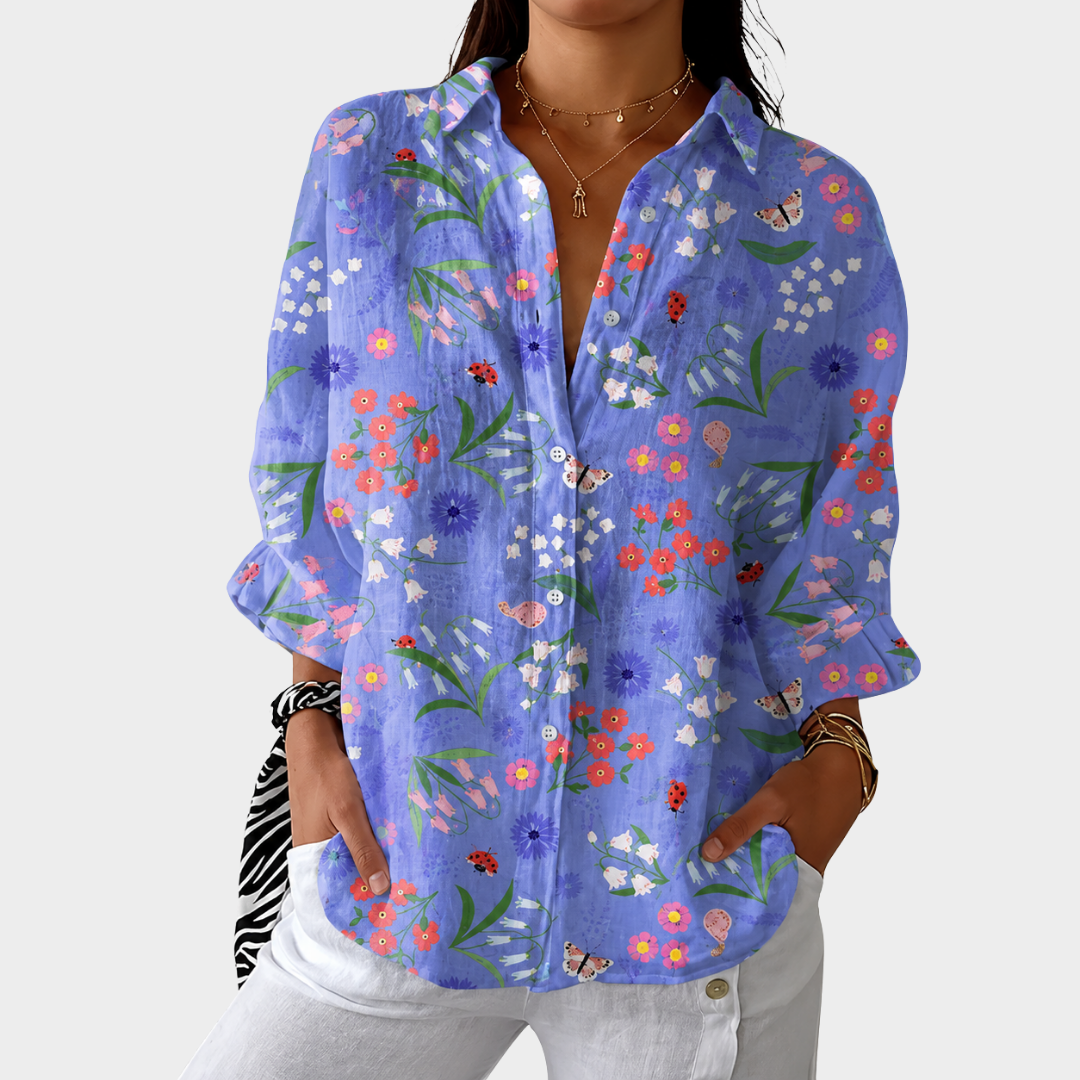 Let og farverig printbluse