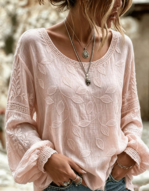 Noor™ | Bladbroderet bluse i pudderrosa