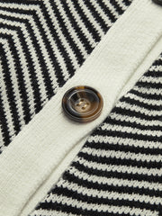 Chevron-cardigan med kontrastknapper