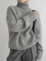 Selene - Luksuriøs rullekravesweater