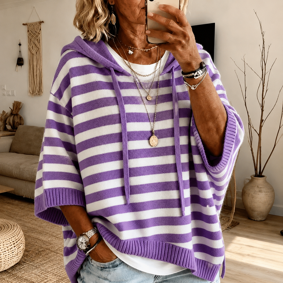 Anaïs – Stribet ponchopullover med hætte