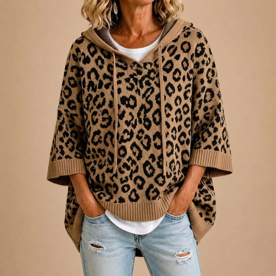 Gabriella | Strikket poncho med leopardprint og hætte