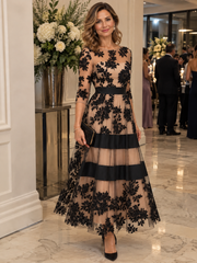 Adrielle | Elegant kjole i blomsterblonder