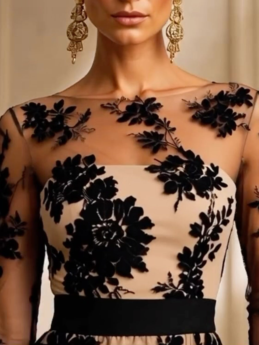 Adrielle | Elegant kjole med blomsterblonder