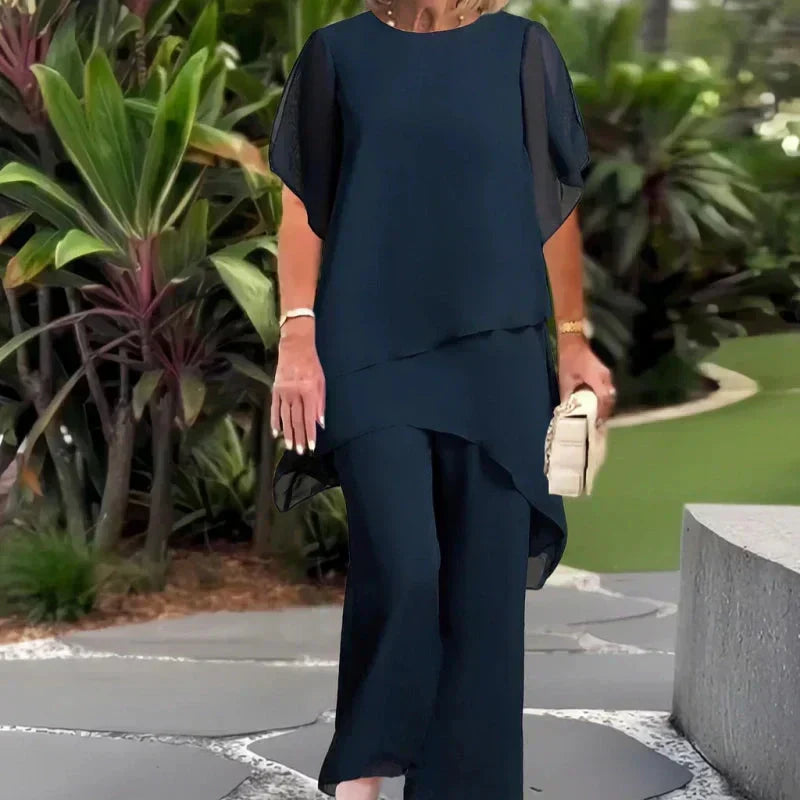 Harper – Elegant asymmetrisk sæt med top og bukser