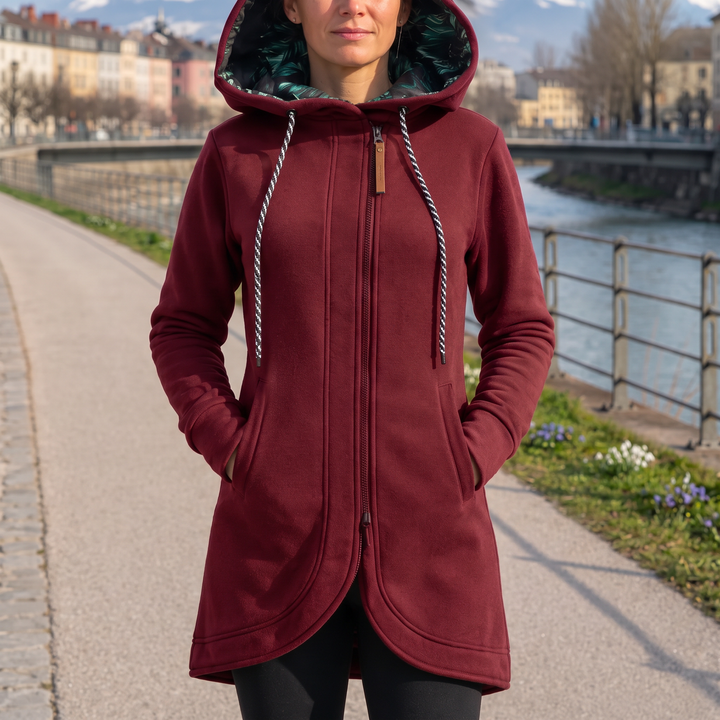 Sally – Chaqueta North West en rojo