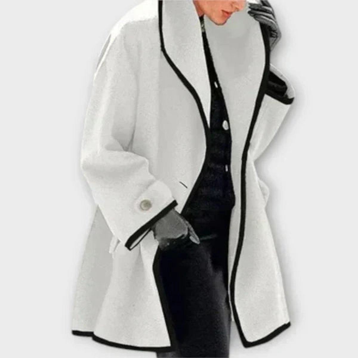 Georgiana – Oversized frakke med kontrastdetaljer